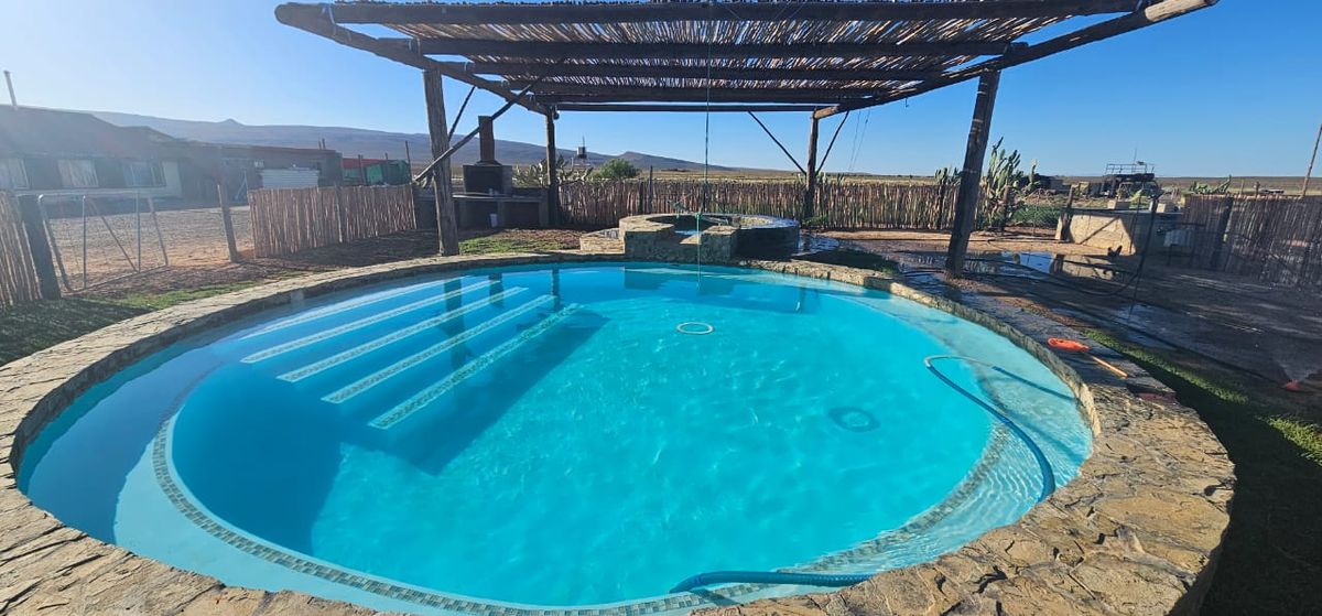Swimming pool at Rooidakkies camping in the Tankwa Karoo